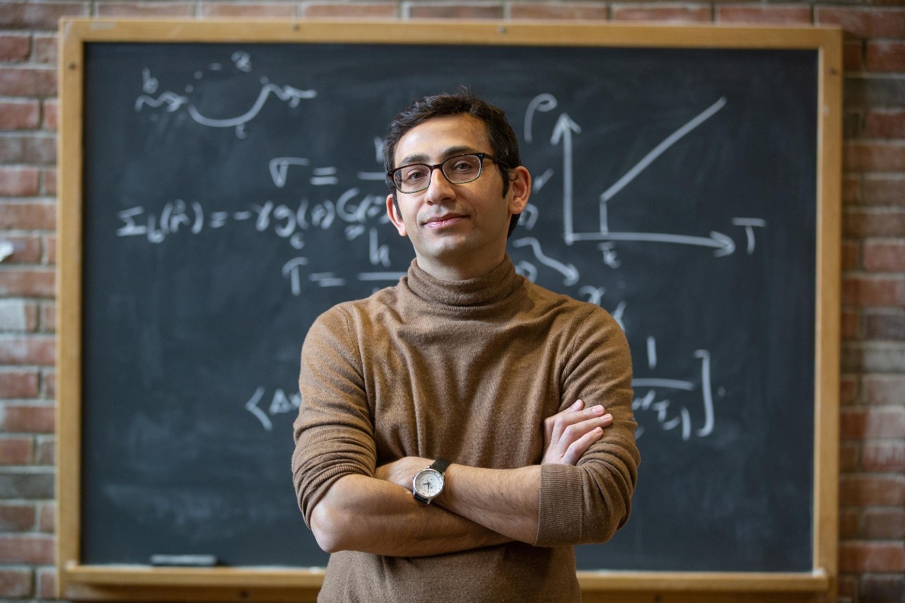 UC Assistant Professor Yashar Komijani worked with an international team of experimental and theoretical physicists to explore strange metals. Photo/Andrew Higley/UC Marketing + Brand