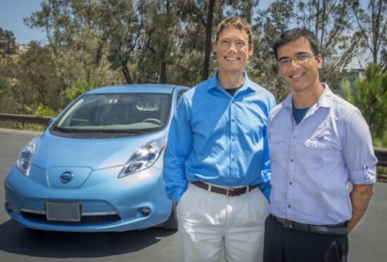  Berkeley Lab researchers Jeff Greenblatt (left) and Samveg Saxena. (Photo by Roy Kaltschmidt/Berkeley Lab)