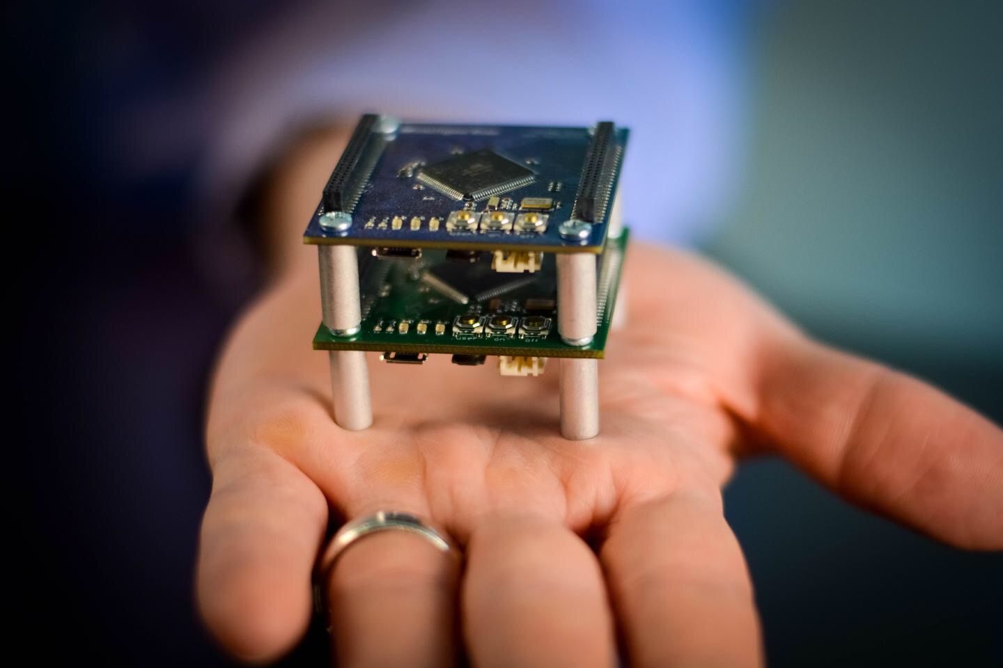 Small wireless computing devices developed by Jason Hallstrom, Ph.D., range in size from a matchbox to the size of a dime. This unique device can capture a birds-eye view of Florida and beyond and will change the way Florida monitors its water quality, sea level rise, hurricanes, agriculture, aquaculture, and even its aging senior population. Small wireless computing devices developed by Jason Hallstrom, Ph.D., range in size from a matchbox to the size of a dime. This unique device can capture a birds-eye view of Florida and beyond and will change the way Florida monitors its water quality, sea level rise, hurricanes, agriculture, aquaculture, and even its aging senior population.