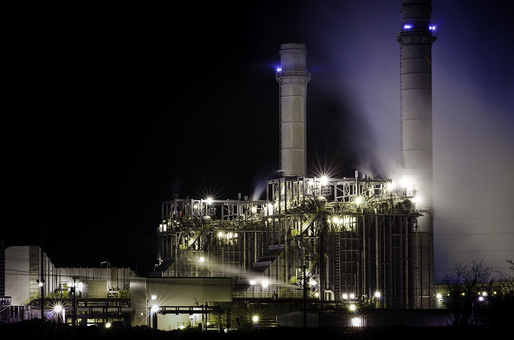 The Hermiston Generating Plant in Umatilla County, Oregon, a 474 MW natural gas power plant, generates electricity for consumers, steam for an adjacent potato processing plant, and contributes gray water to farmers. Image courtesy of Scott Butner Photography, LLC. The Hermiston Generating Plant in Umatilla County, Oregon, a 474 MW natural gas power plant, generates electricity for consumers, steam for an adjacent potato processing plant, and contributes gray water to farmers. Image courtesy of Scott Butner Photography, LLC.