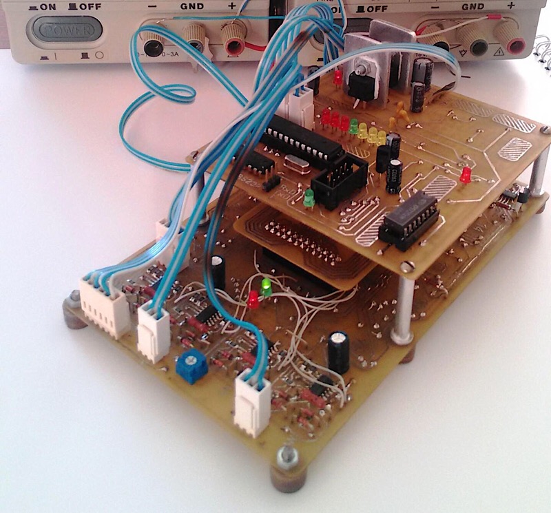 CAPTION This is the prototype of an artificial neural network based on a hybrid analog-digital electronic circuit and a memristive chip. CREDIT Elena Emel'janova