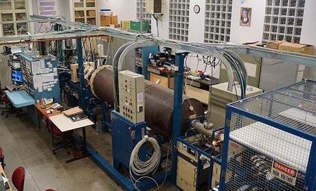 A particle accelerator at the University of Sao Paulo's Physics Institute. A particle accelerator at the University of Sao Paulo's Physics Institute.