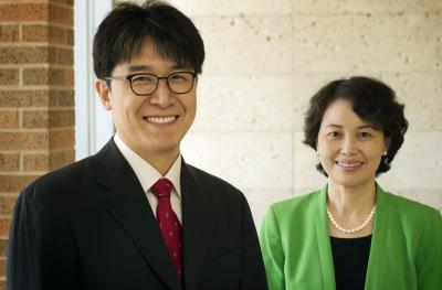 This image depicts Dong-Chul Kim and Jean Gao, UT Arlington researchers in the Computer Science and Engineering Department. This image depicts Dong-Chul Kim and Jean Gao, UT Arlington researchers in the Computer Science and Engineering Department.