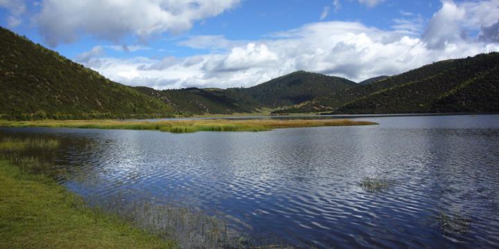 CAPTION This beautiful scenery in Yunnan Province, China, at 3000 m asl is not likely a time capsule that preserved a relict lowland landscape. It must have formed over million of years in situ. CREDIT Photo: Giuditta Fellin / ETH Zurich CAPTION This beautiful scenery in Yunnan Province, China, at 3000 m asl is not likely a time capsule that preserved a relict lowland landscape. It must have formed over million of years in situ. CREDIT Photo: Giuditta Fellin / ETH Zurich